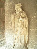 Le Puy-en-Velay - Cathedrale Notre-Dame - Cloitre - Statue d'eveque (2)